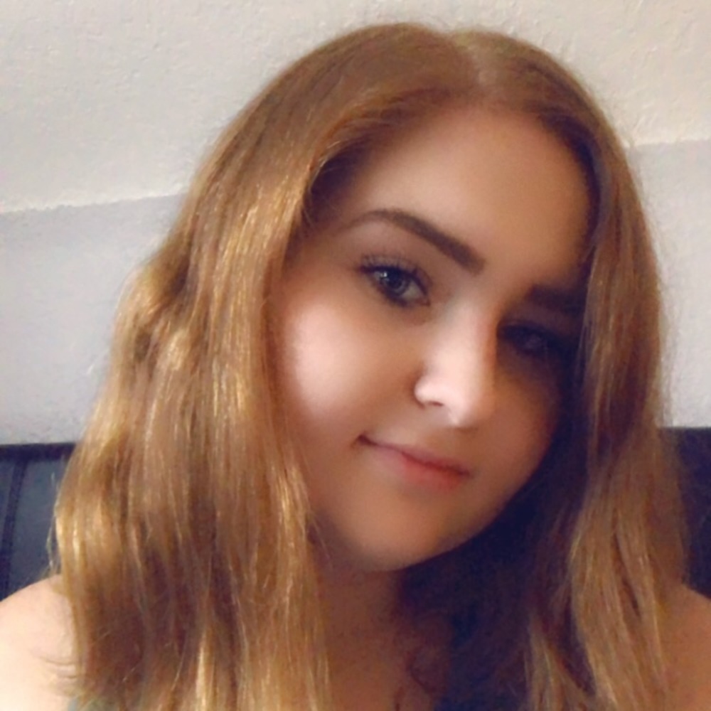 Meet your Posher, Cora